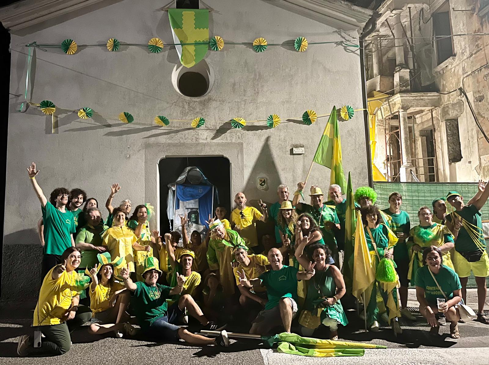 Laino Borgo si tinge di giallo verde: la contrada Sant’Agostino – Santa Teresa vince il Palio cu i ciucci