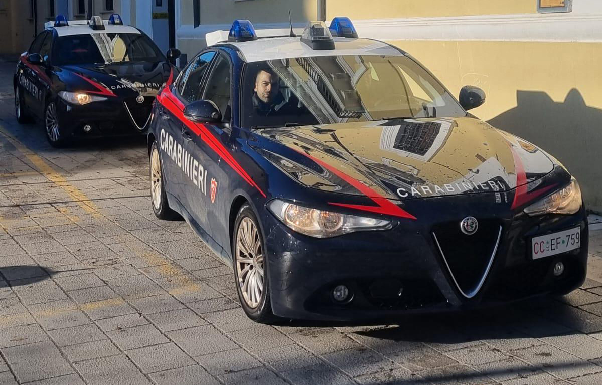 Rapina a mano armata al supermercato Md: Carabinieri denunciano il presunto responsabile