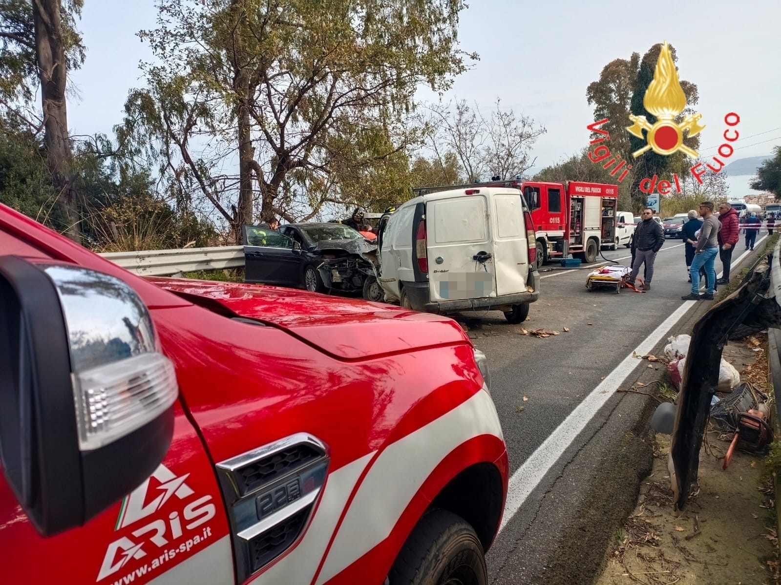 Incidente mortale sulla Ss182: due i mezzi coinvolti, traffico temporaneamente chiuso